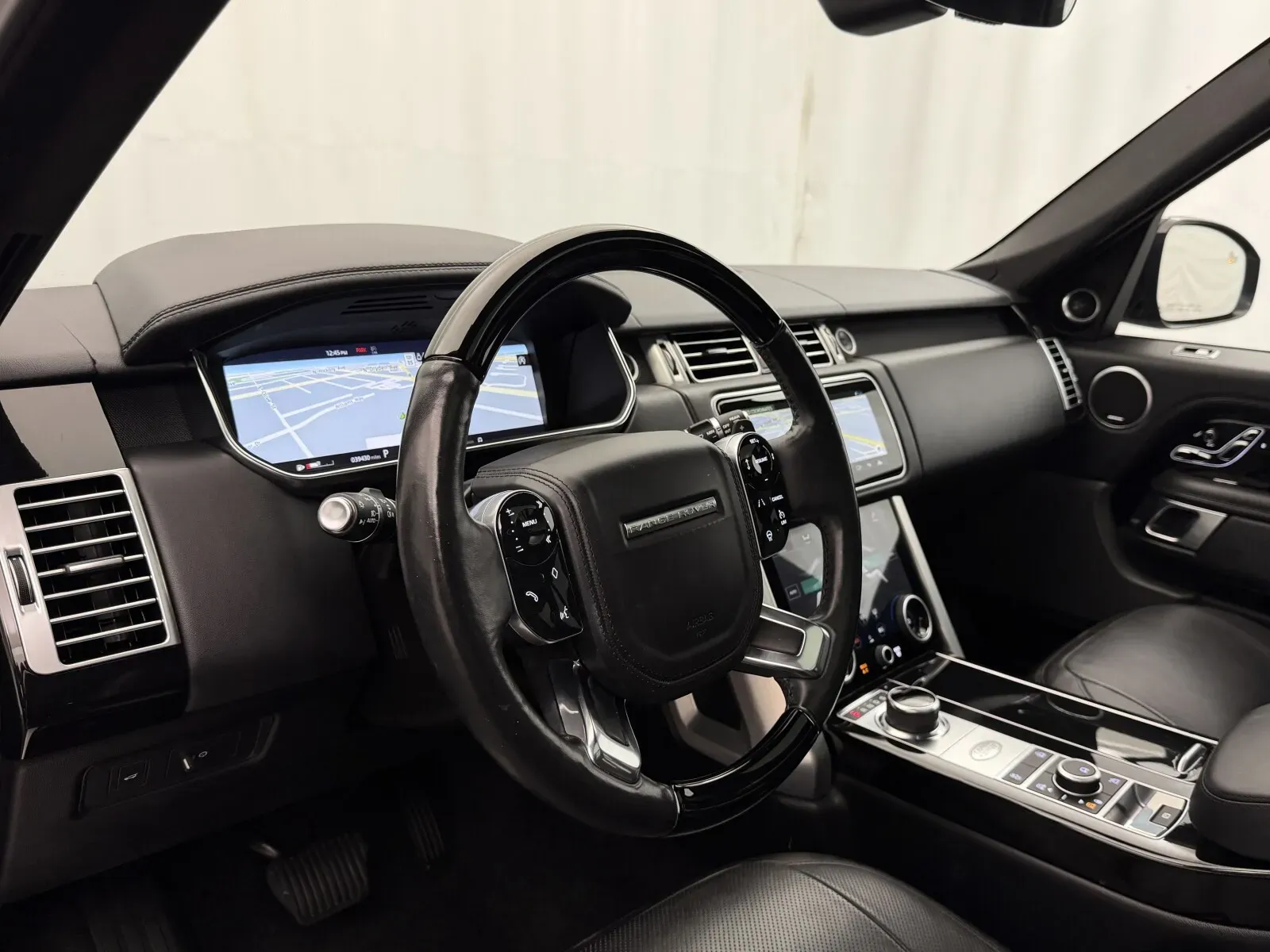 Land Rover Range Rover photo 9