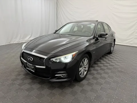 Photos of 2016 INFINITI Q50 2.0t Premium for sale in Arlington Heights, IL at Autos of Chicago