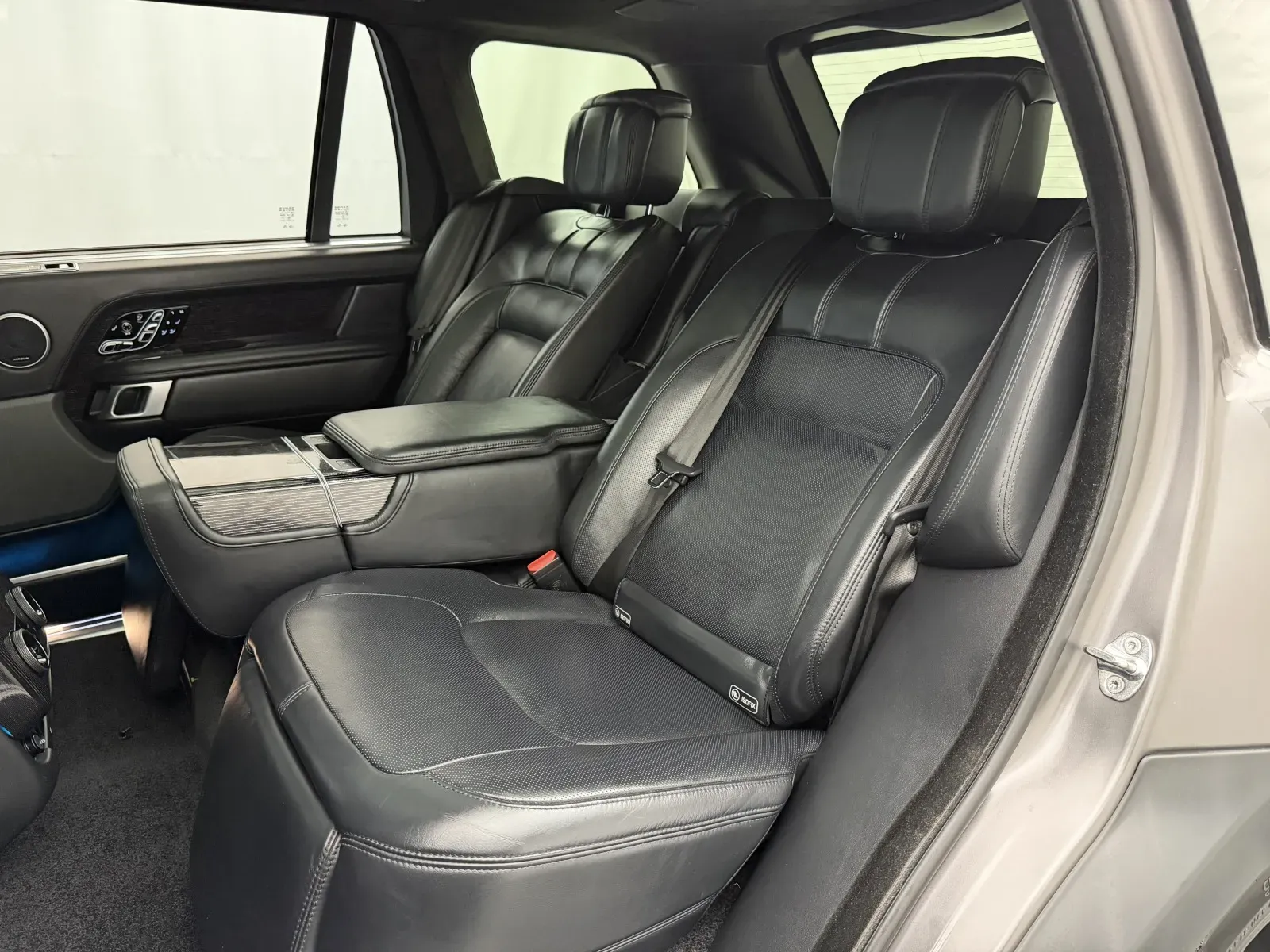 Land Rover Range Rover photo 55
