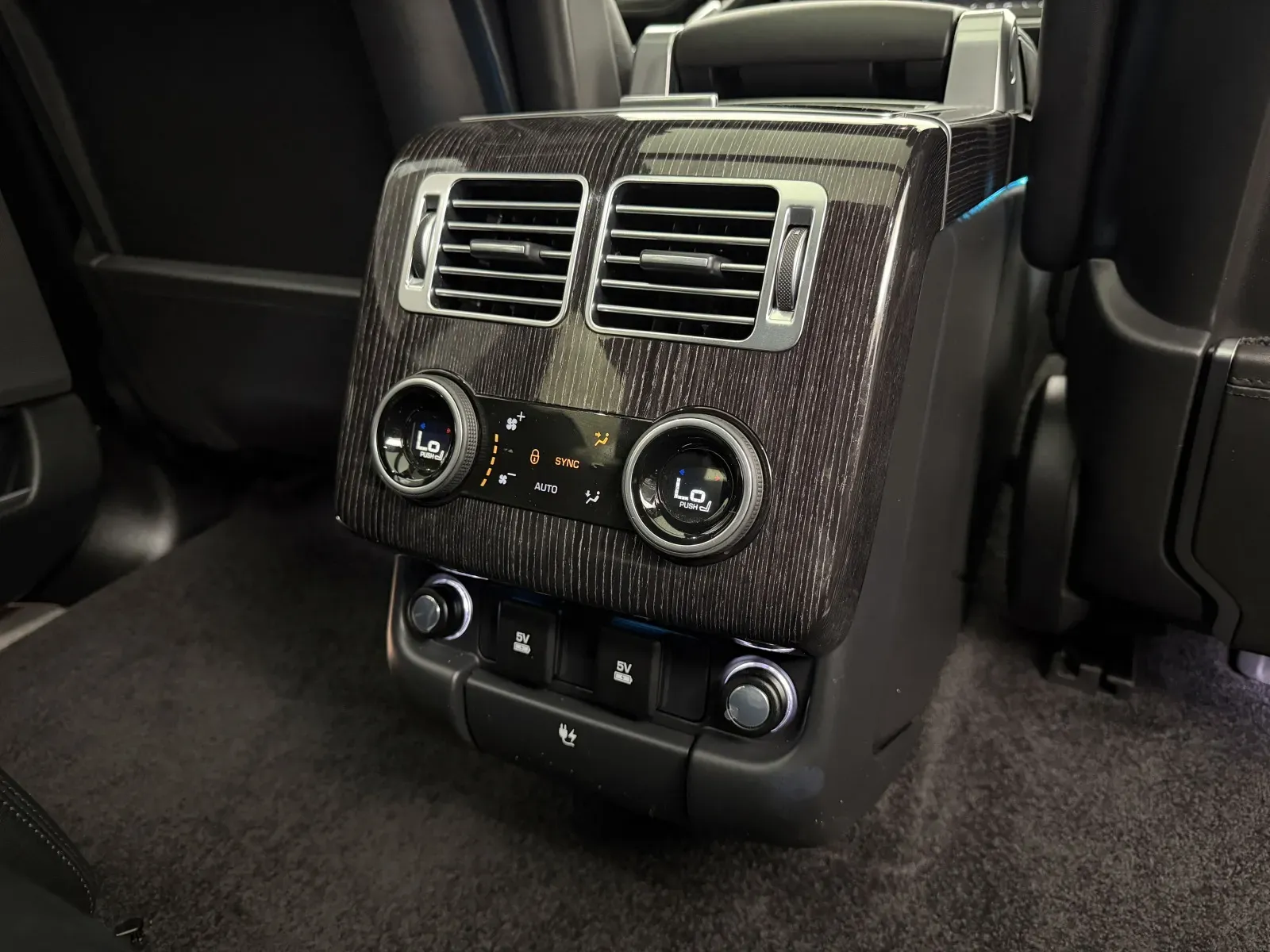 Land Rover Range Rover photo 64