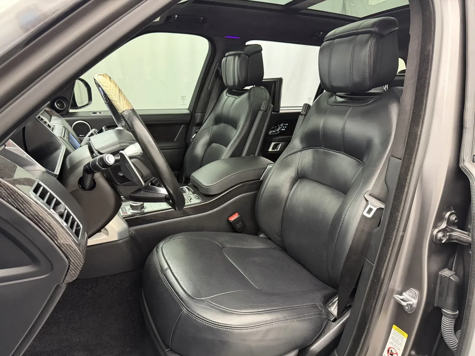 Land Rover Range Rover photo 12