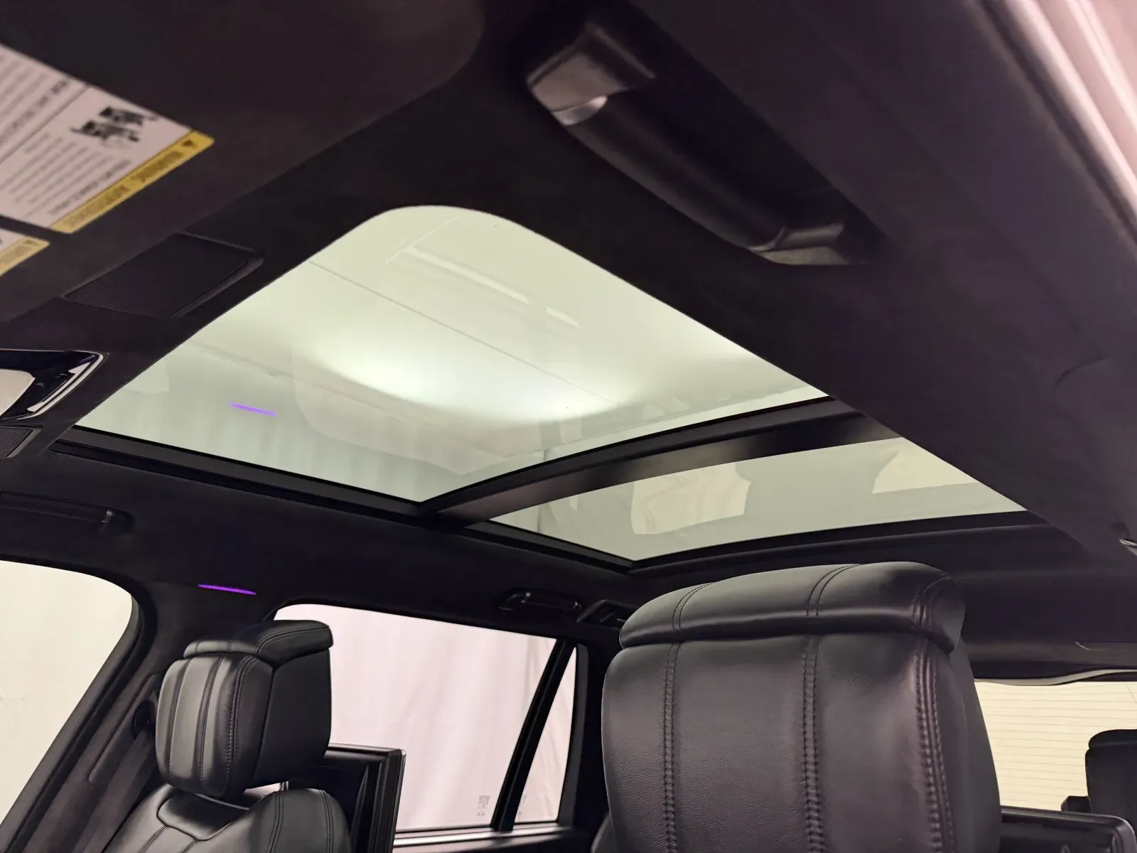 Land Rover Range Rover photo 11