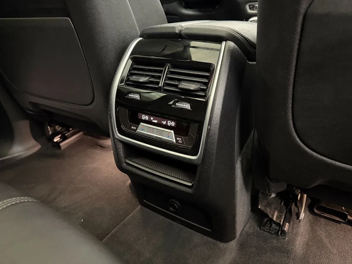 BMW X5 photo 34