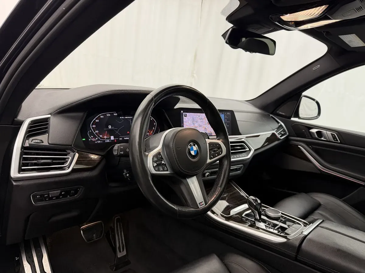 BMW X5 photo 8