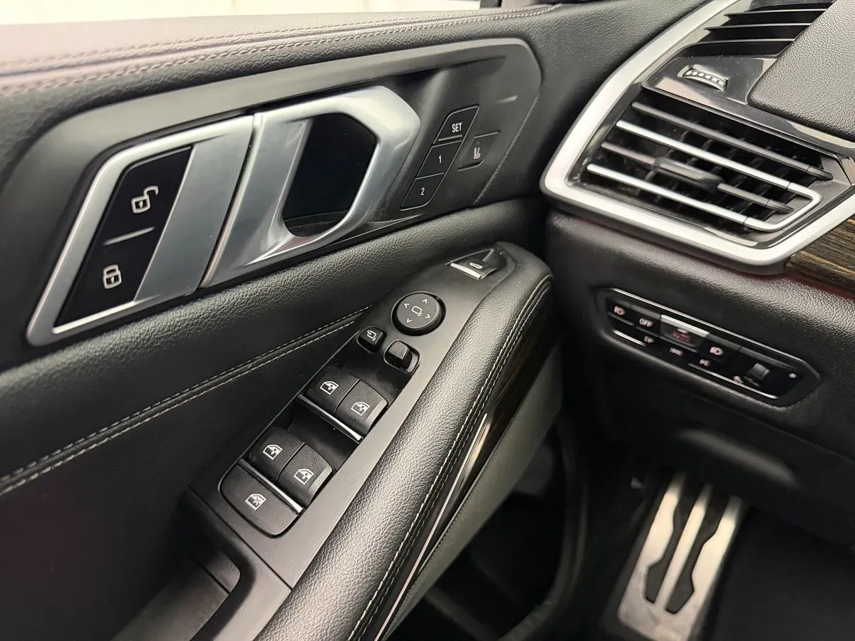 BMW X5 photo 16