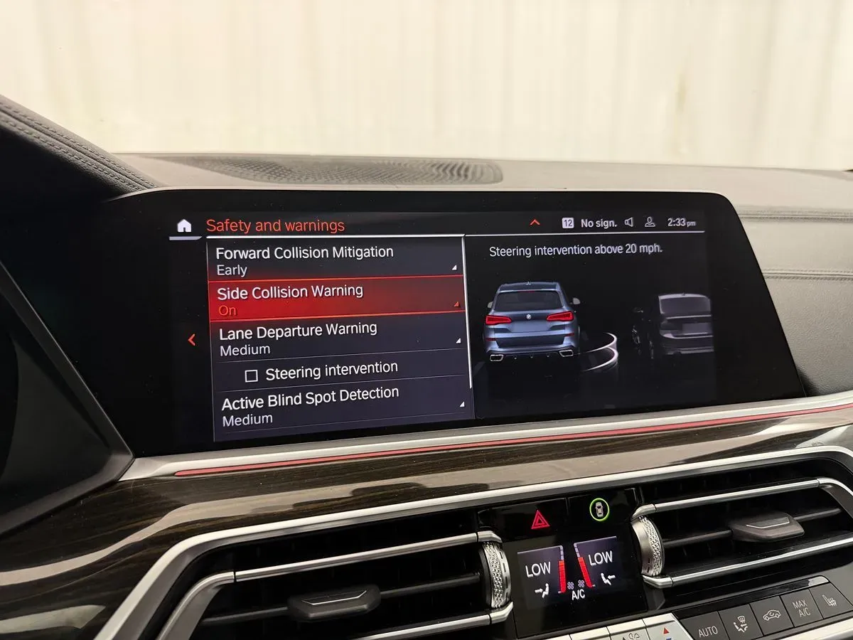 BMW X5 photo 21