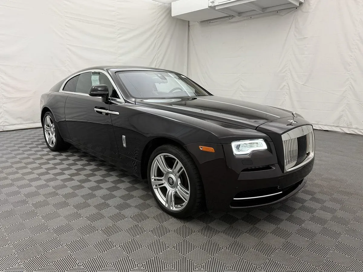 Rolls-Royce Wraith photo 4