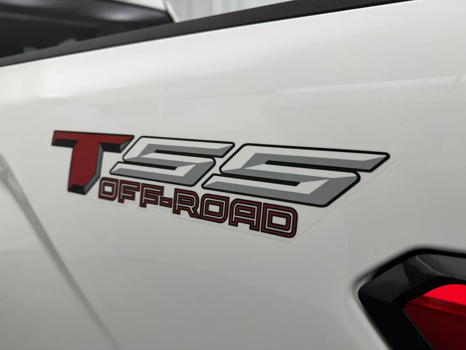 Toyota Tundra photo 9