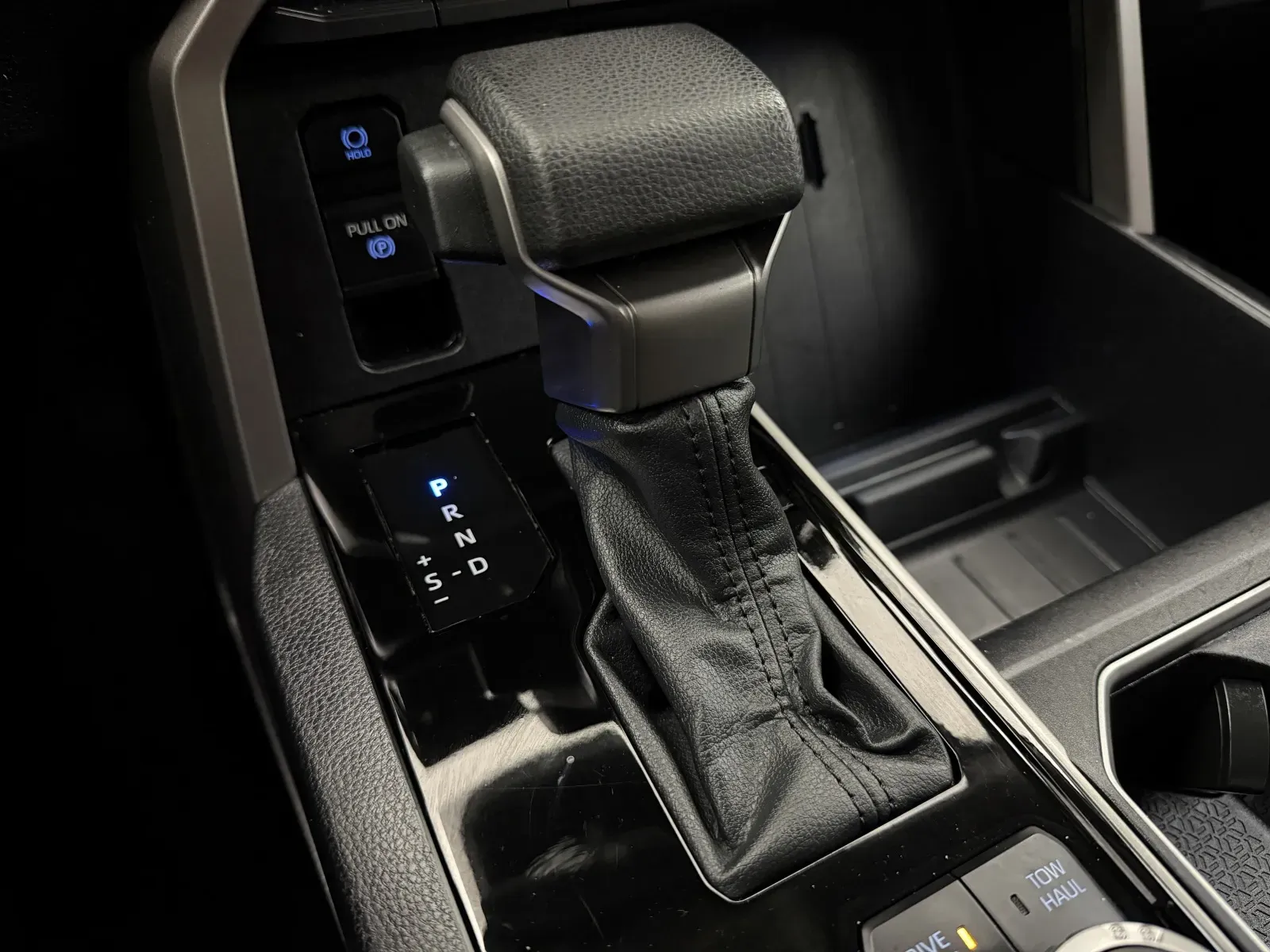 Toyota Tundra photo 33
