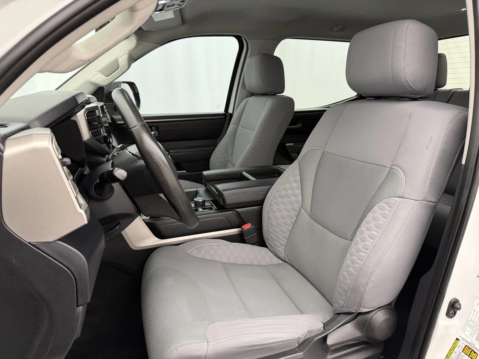 Toyota Tundra photo 12