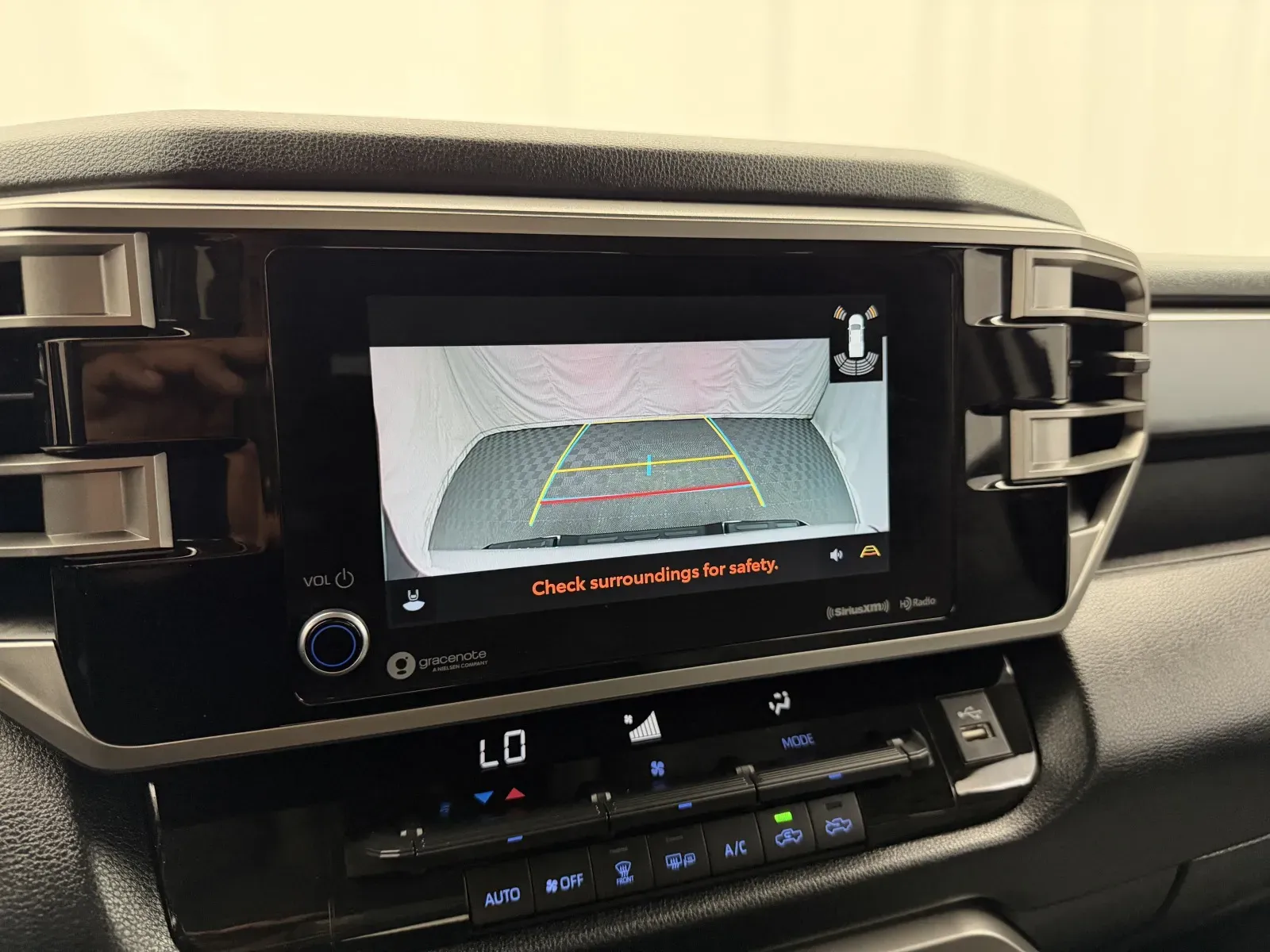 Toyota Tundra photo 27