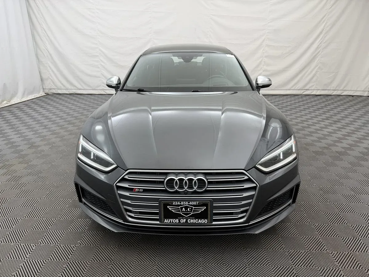 Audi S5 photo 3