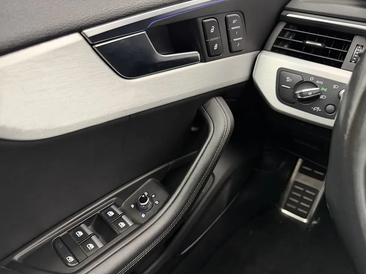 Audi S5 photo 15
