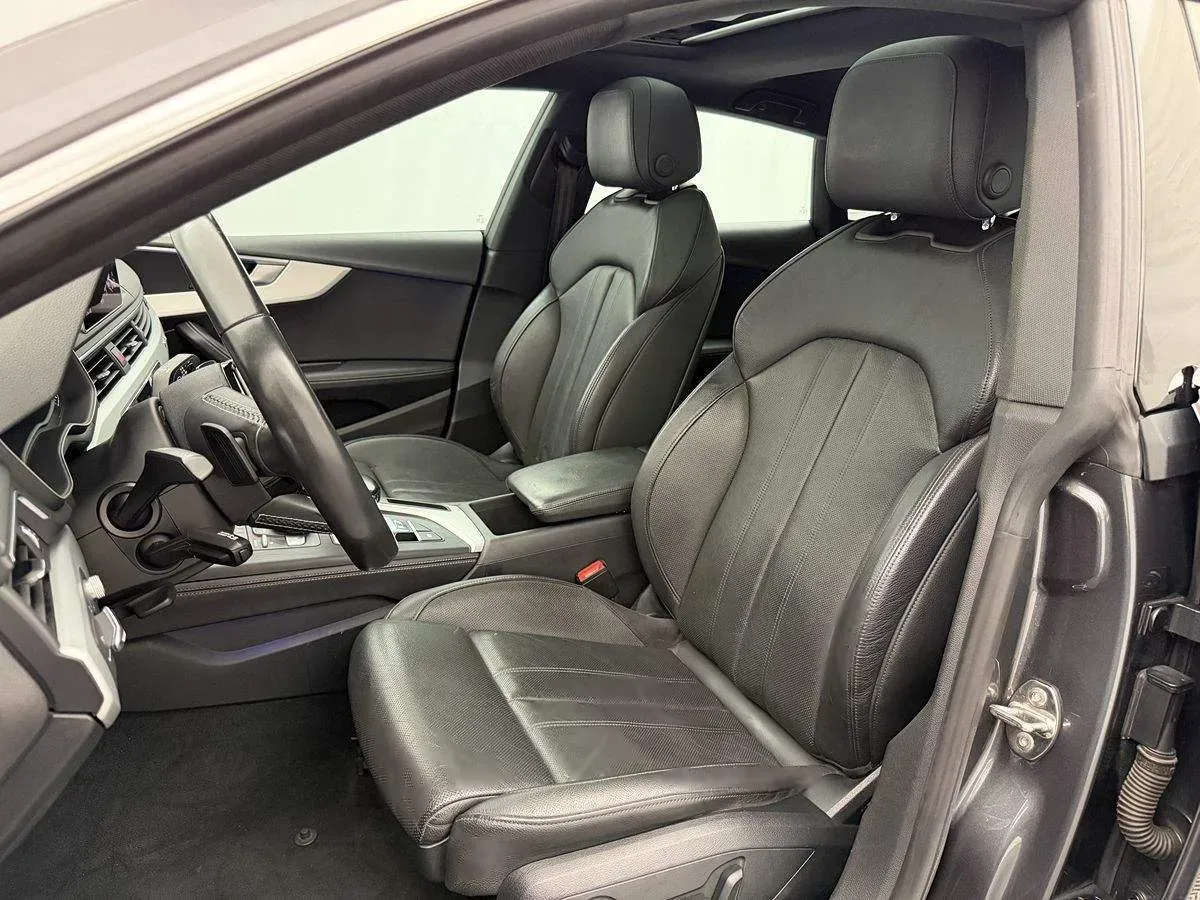 Audi S5 photo 10