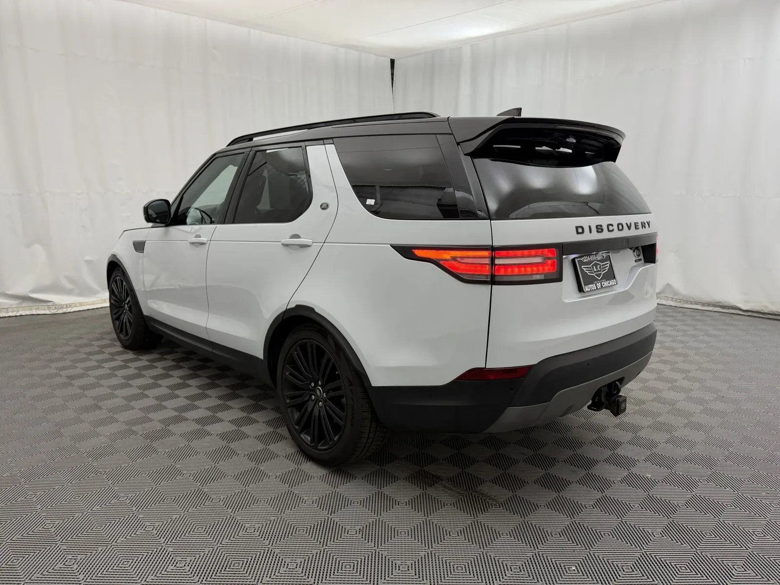 Land Rover Discovery photo 7