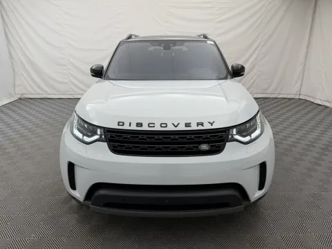 Another view of 2019 Land Rover Discovery HSE Luxury for sale in Arlington Heights, IL at Autos of Chicago