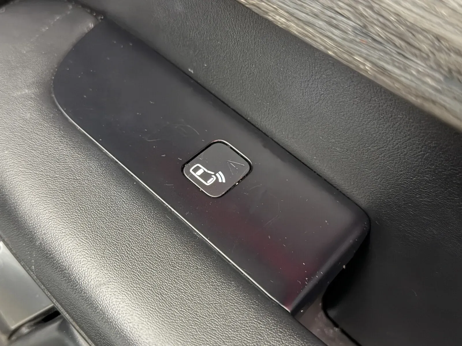 Land Rover Discovery photo 49