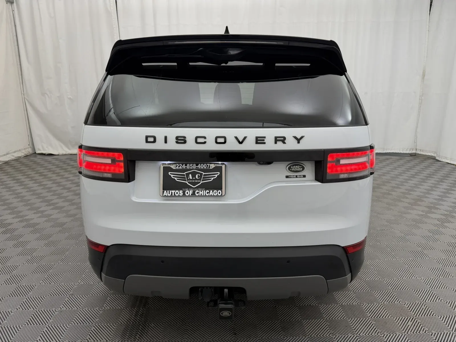 Land Rover Discovery photo 6