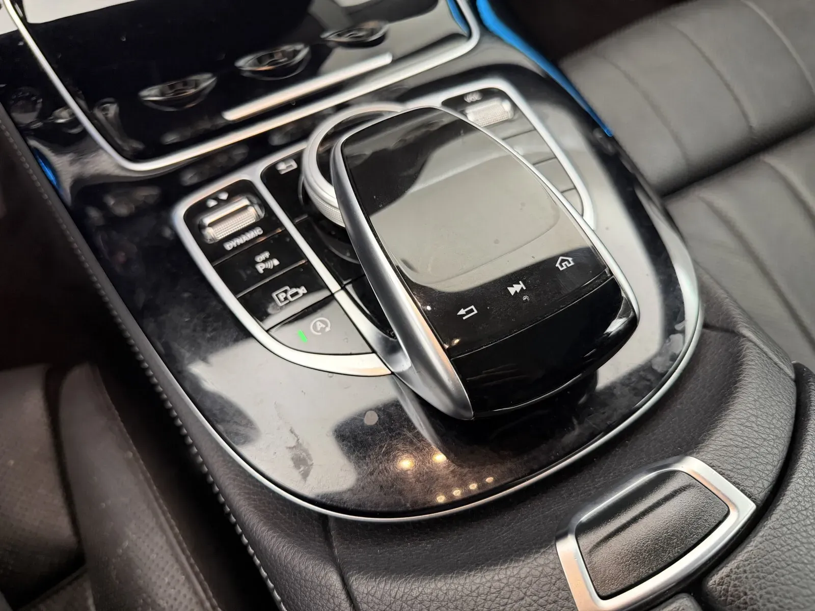 Mercedes-Benz E-Class photo 37