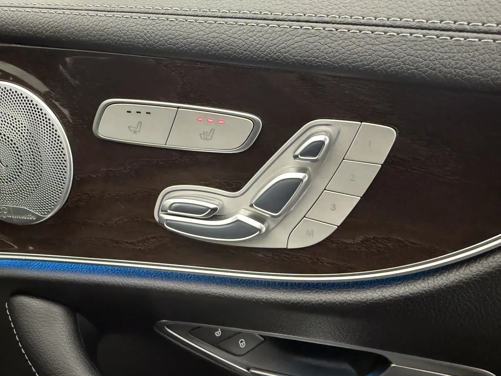 Mercedes-Benz E-Class photo 43