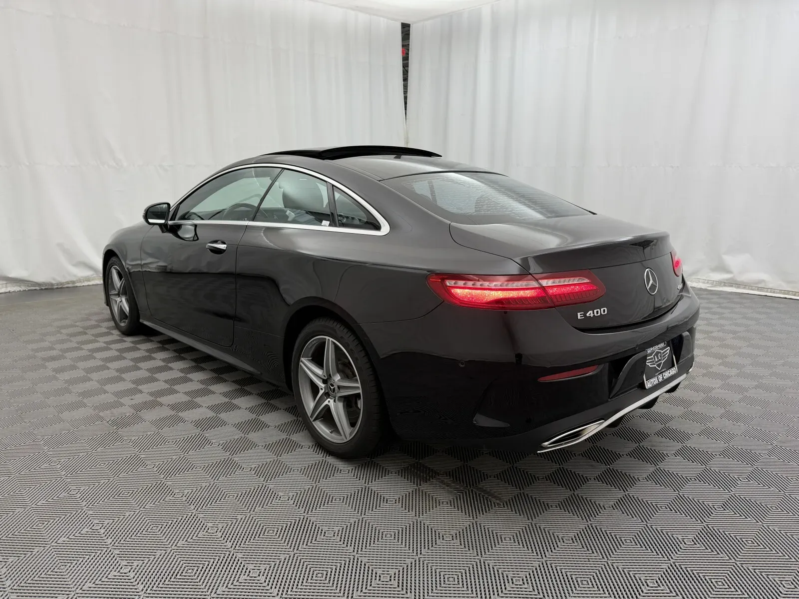 Mercedes-Benz E-Class photo 7