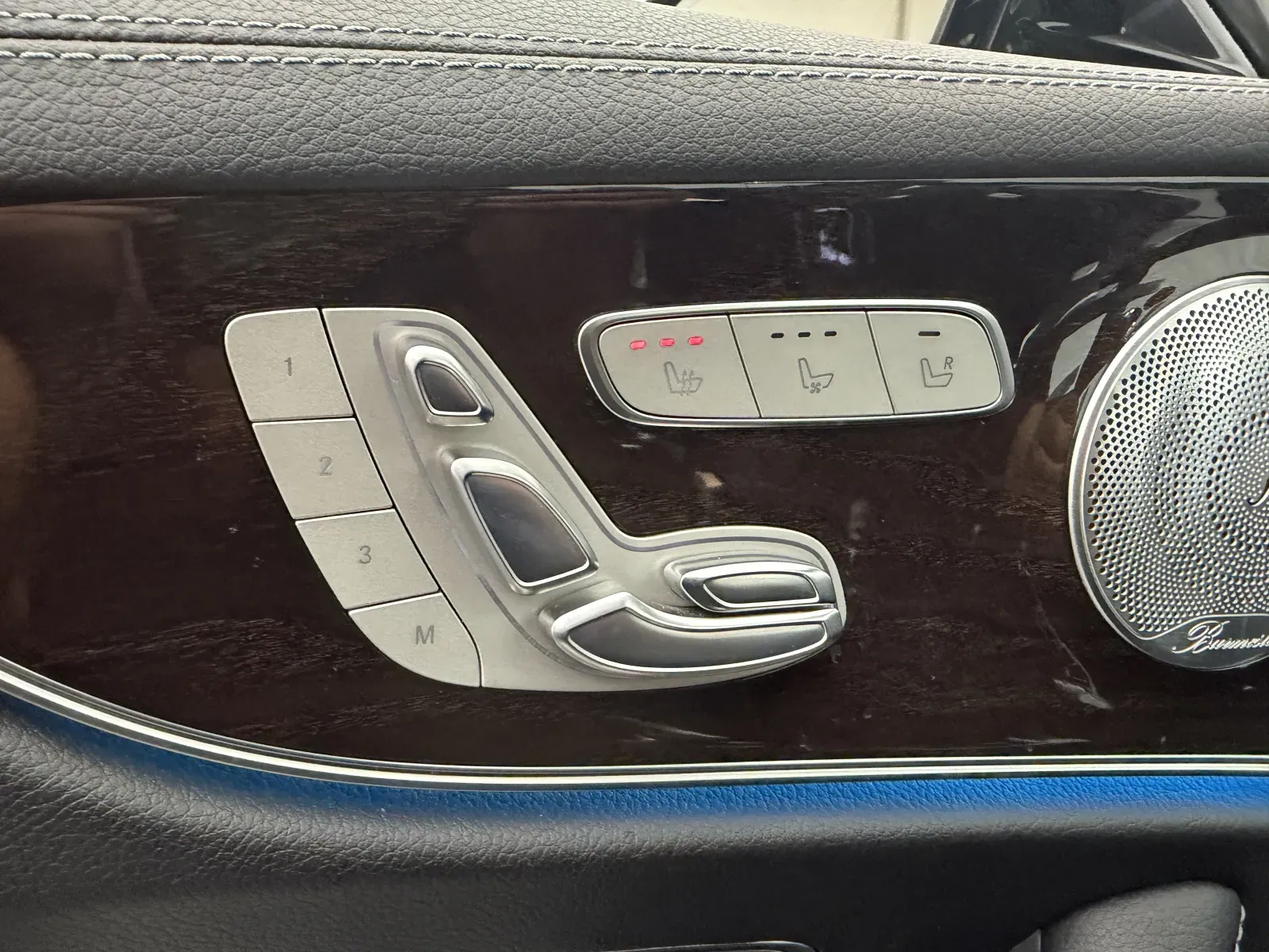 Mercedes-Benz E-Class photo 14