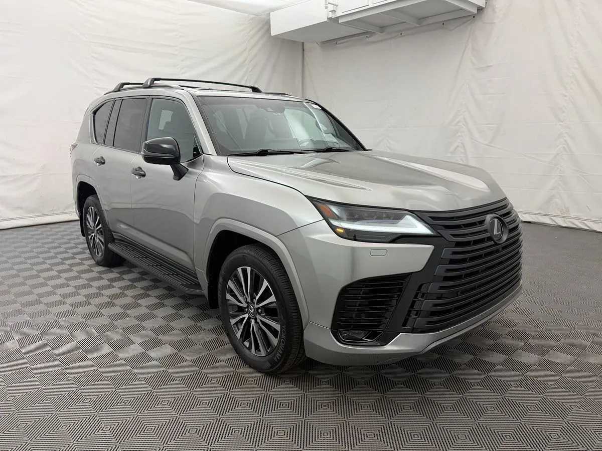 Lexus LX photo 4