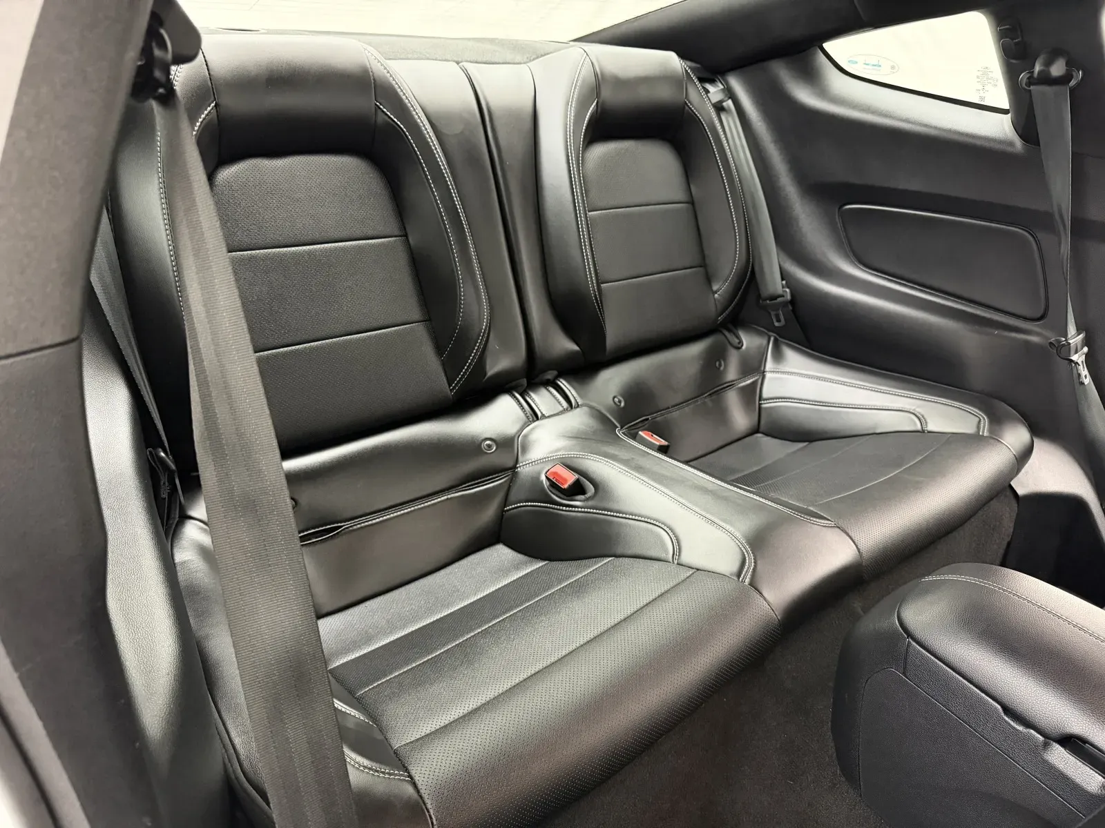 Ford Mustang photo 41