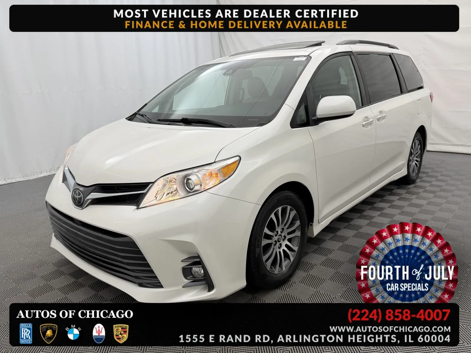 White 2019 Toyota Sienna XLE Auto Access Seat for sale in Arlington Heights, IL