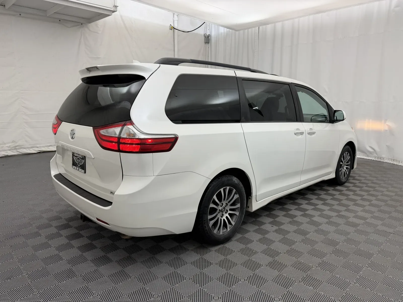 Toyota Sienna photo 5