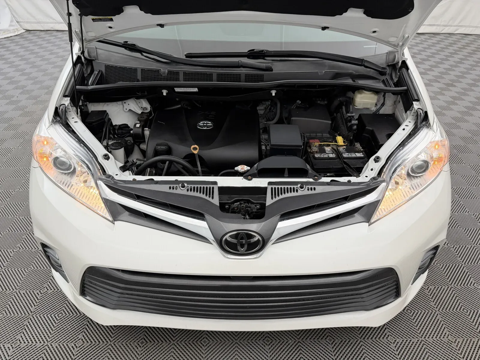 Toyota Sienna photo 34