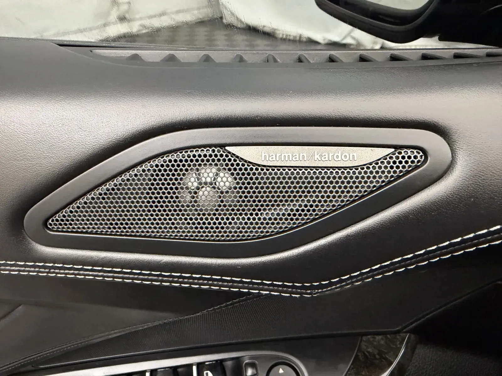 BMW 6 Series photo 18
