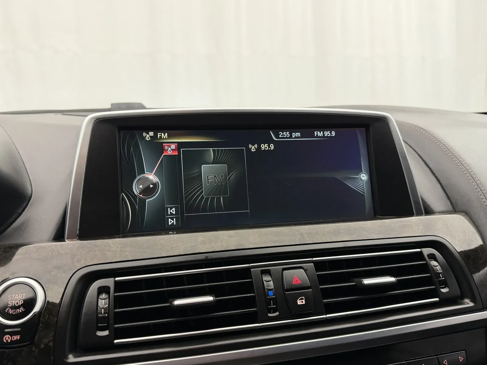 BMW 6 Series photo 23