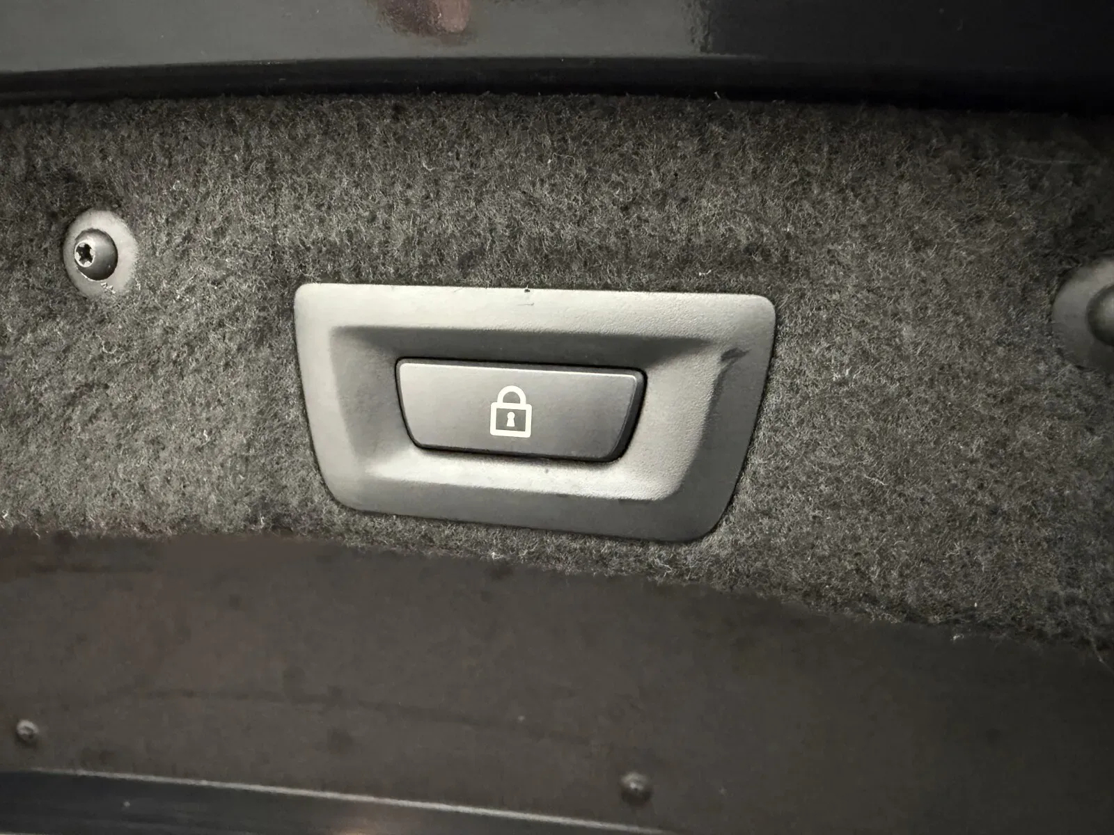 BMW 6 Series photo 34