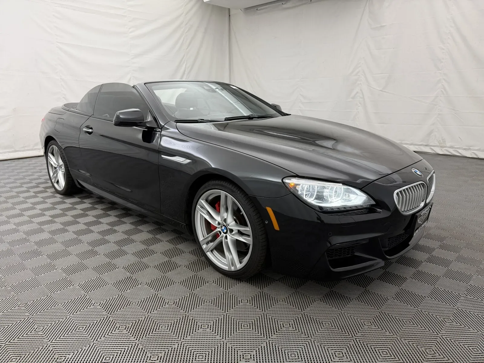 BMW 6 Series photo 4