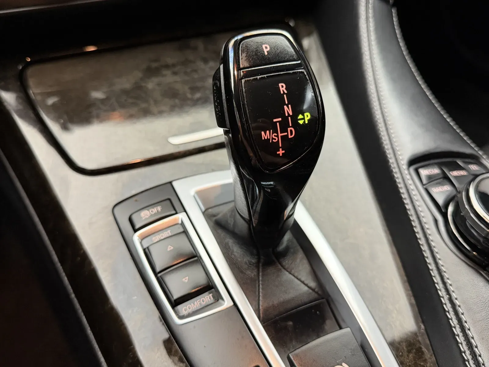 BMW 6 Series photo 28