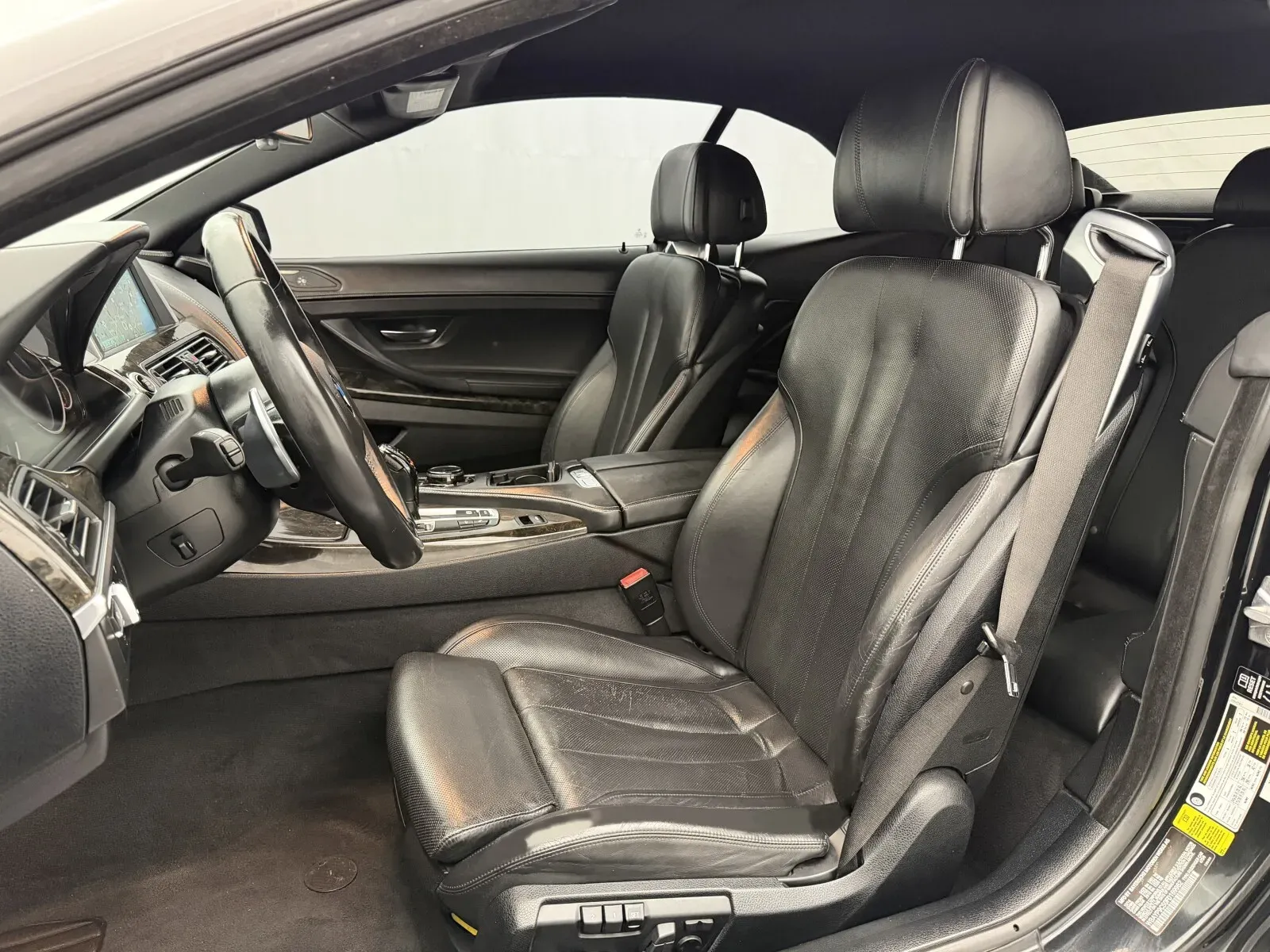 BMW 6 Series photo 12
