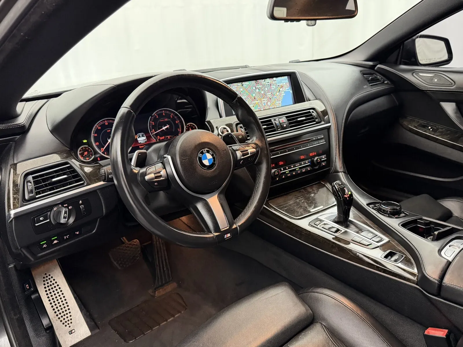 BMW 6 Series photo 11