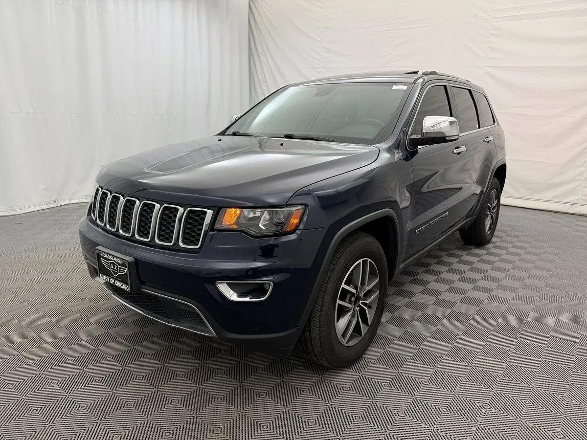 Jeep Grand Cherokee photo 2