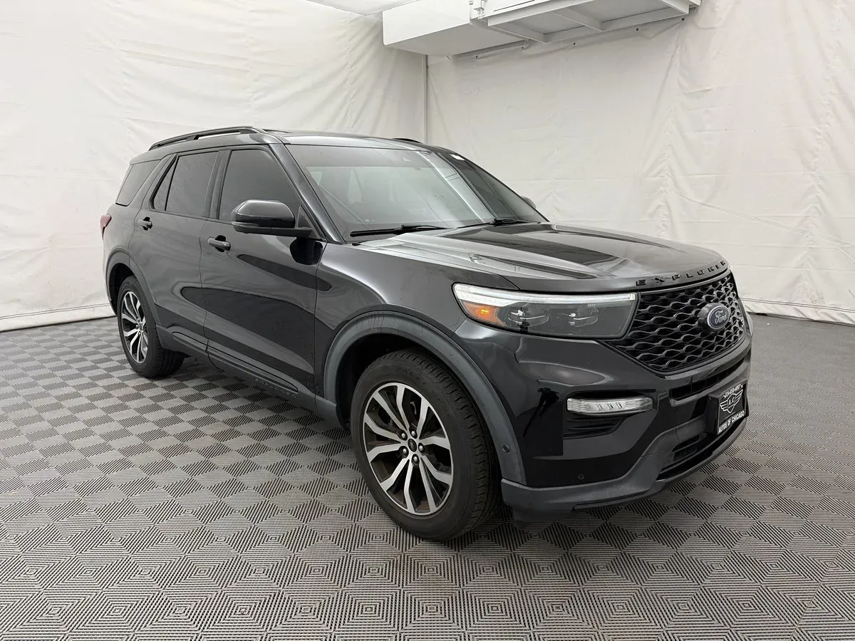 Ford Explorer photo 3