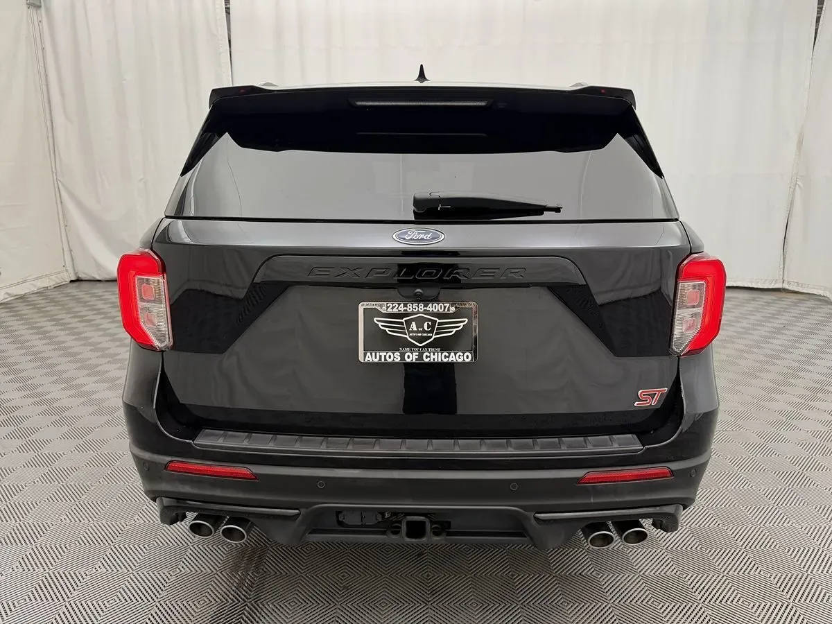 Ford Explorer photo 5