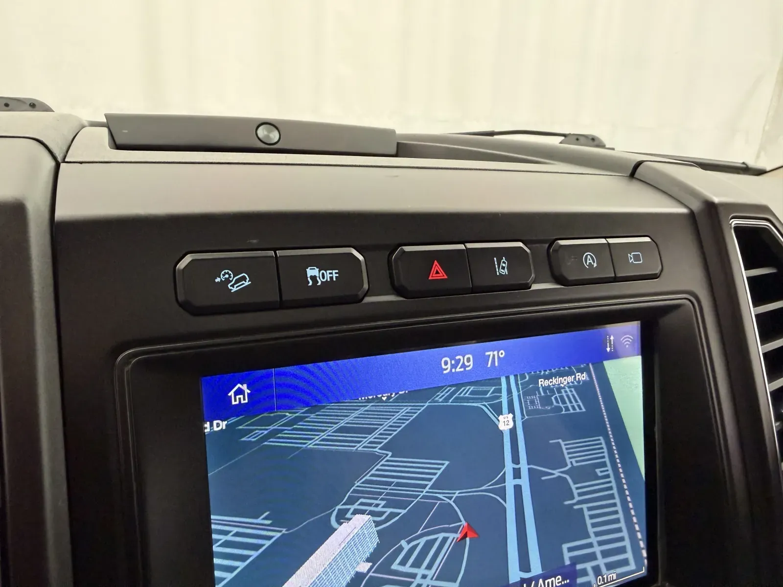 Ford Expedition photo 24