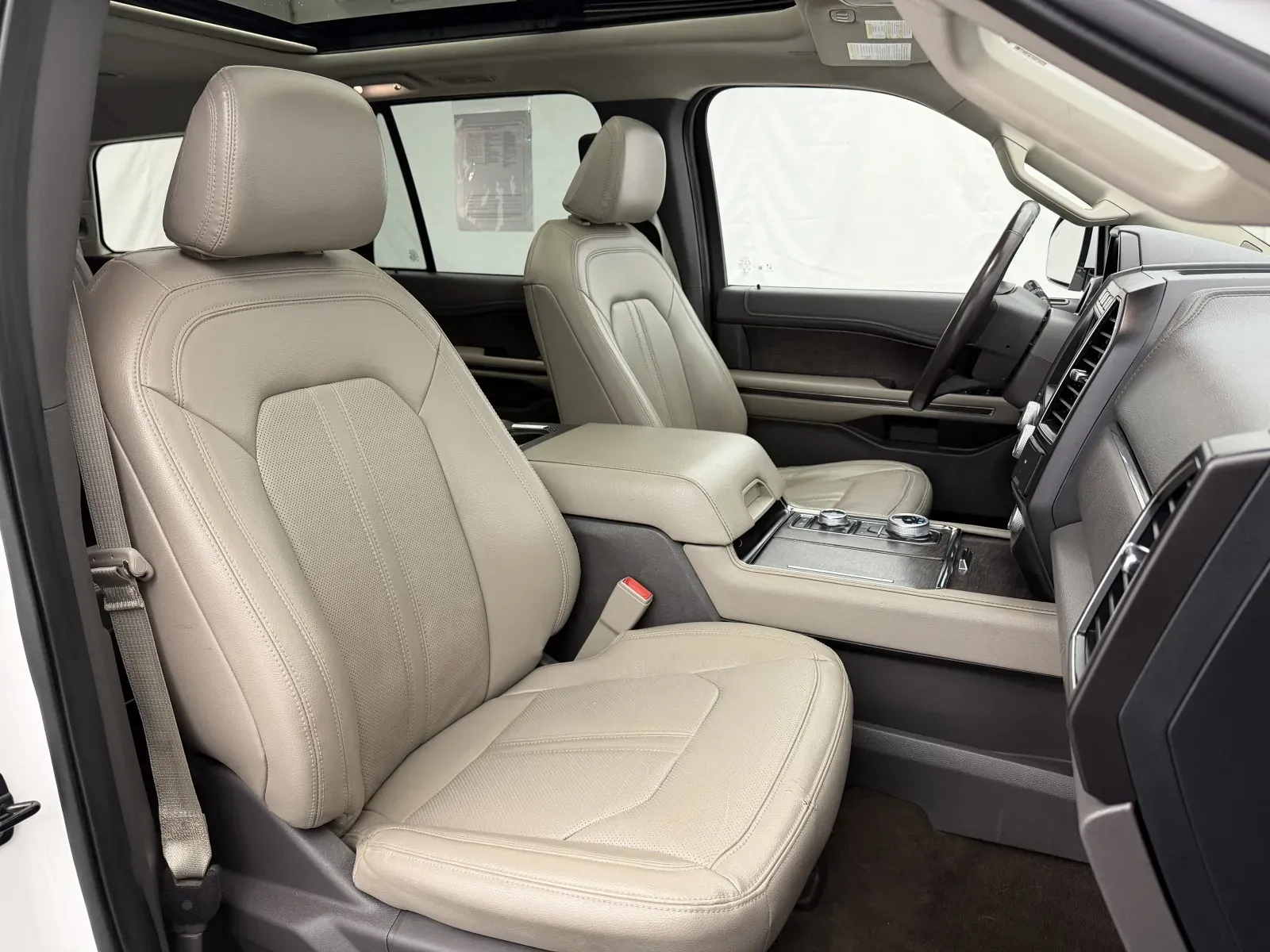Ford Expedition photo 36