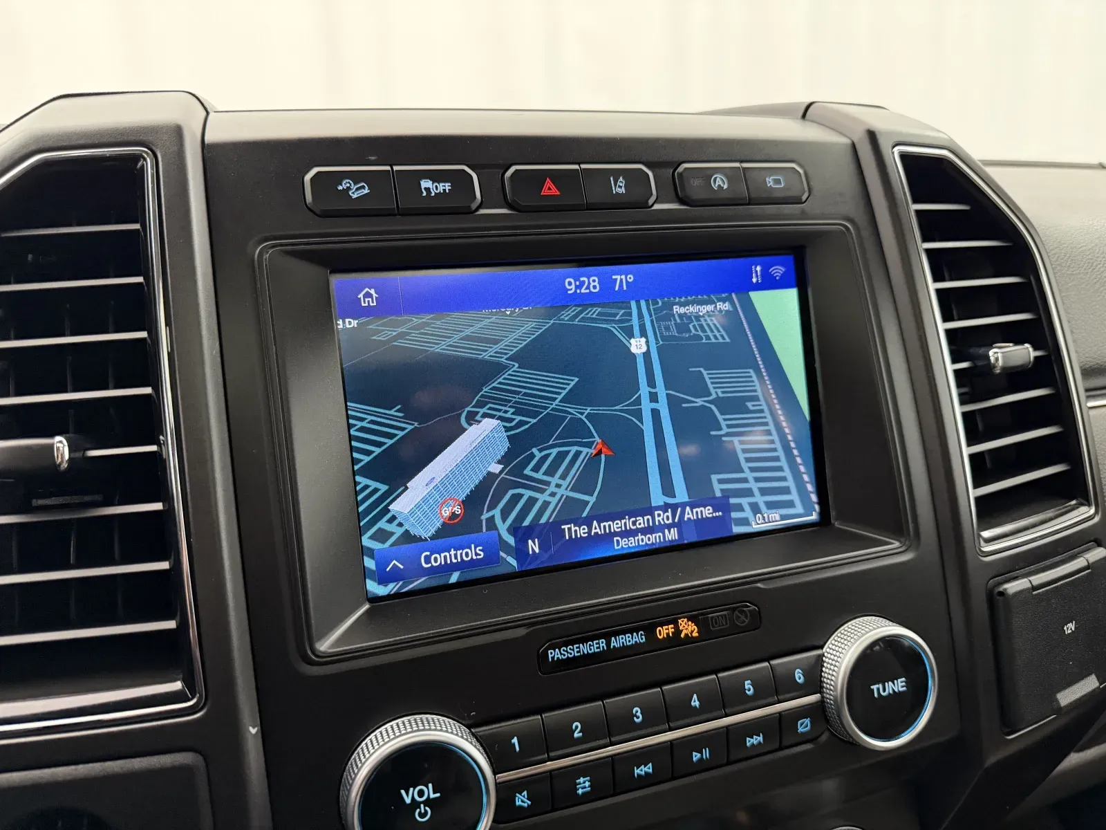 Ford Expedition photo 23