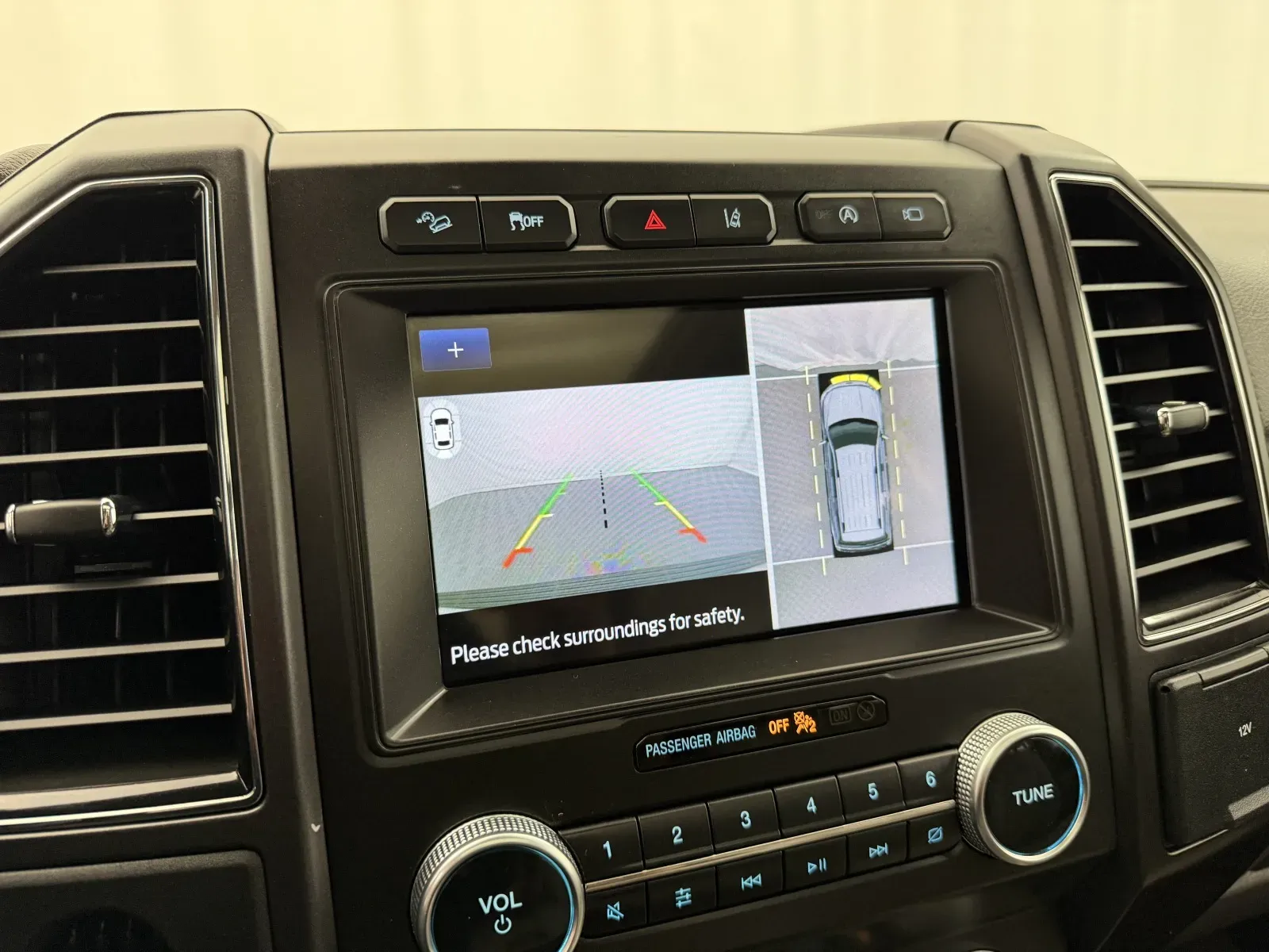Ford Expedition photo 22