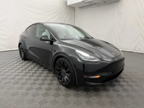 More photos of 2021 Tesla Model Y Performance at Autos of Chicago, IL