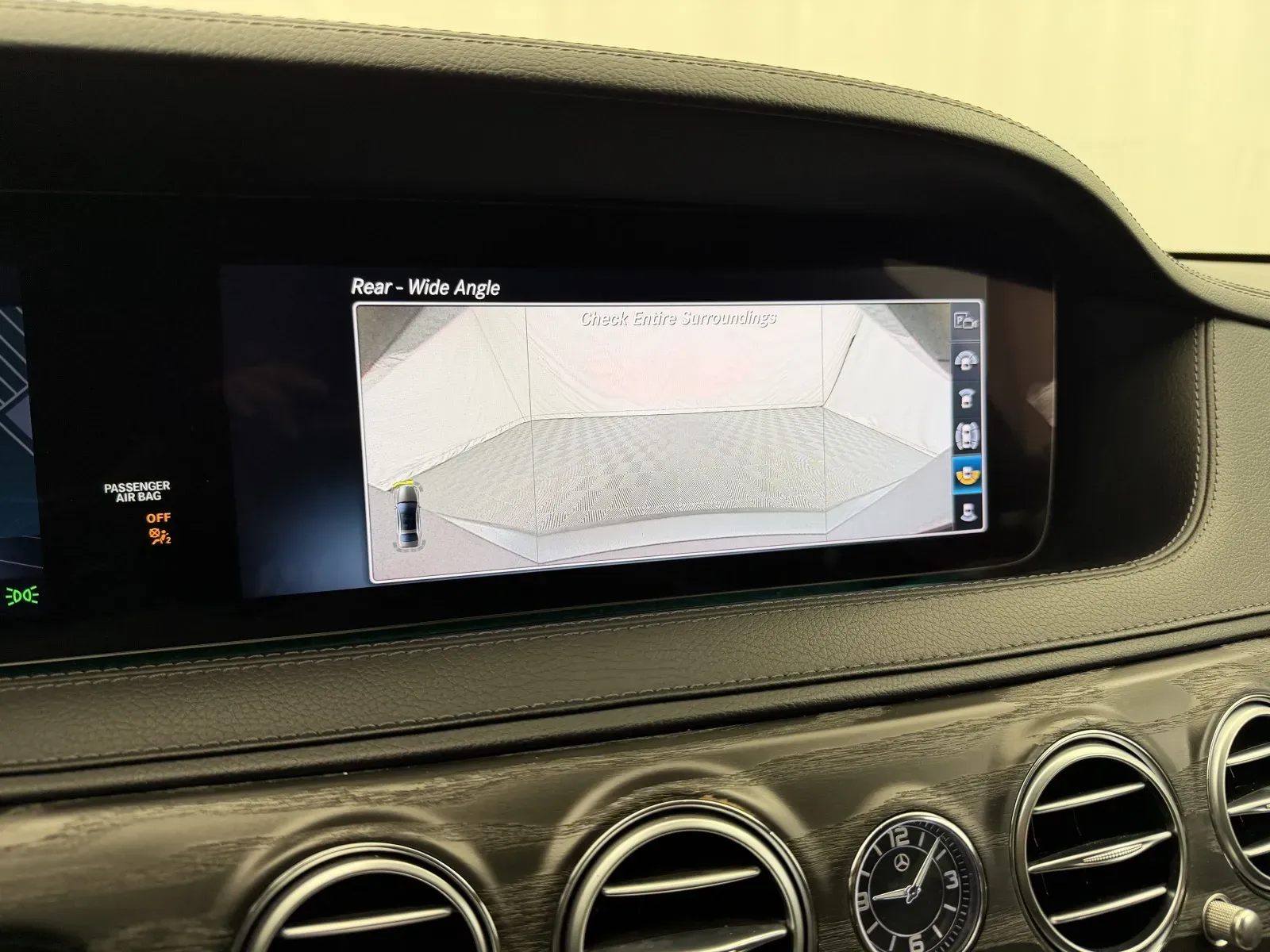 Mercedes-Benz S-Class photo 24