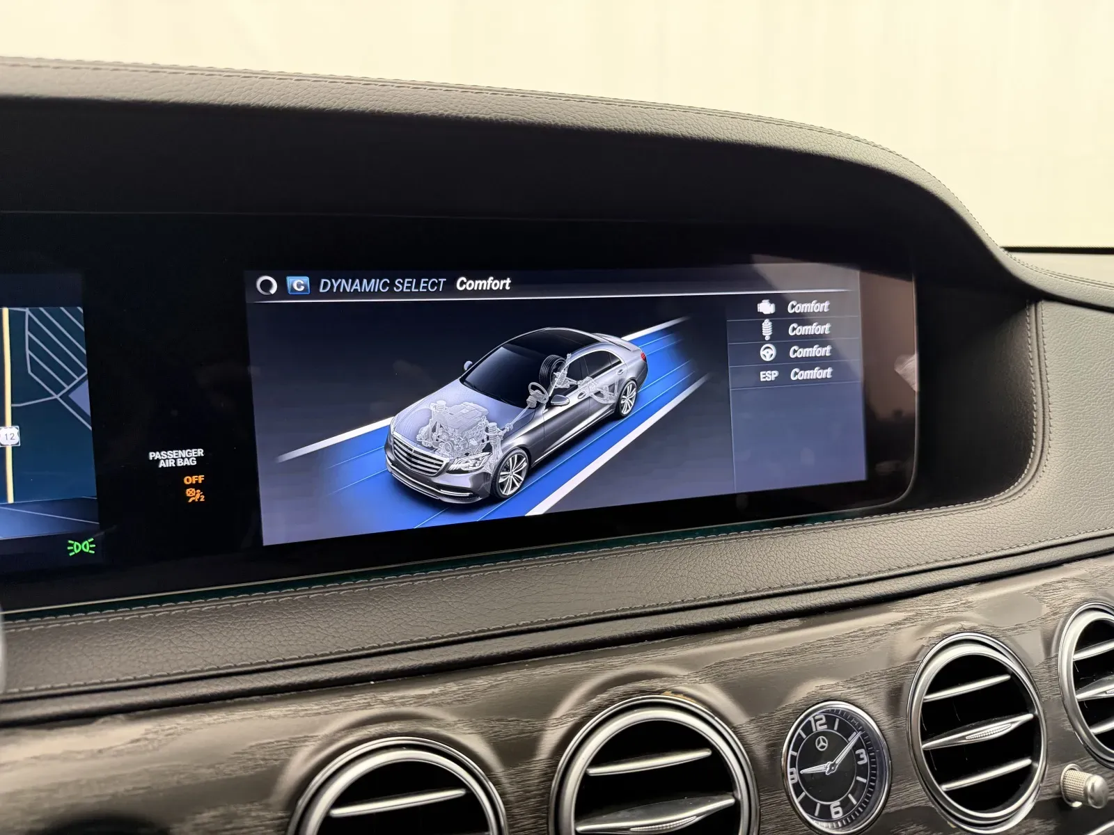 Mercedes-Benz S-Class photo 29