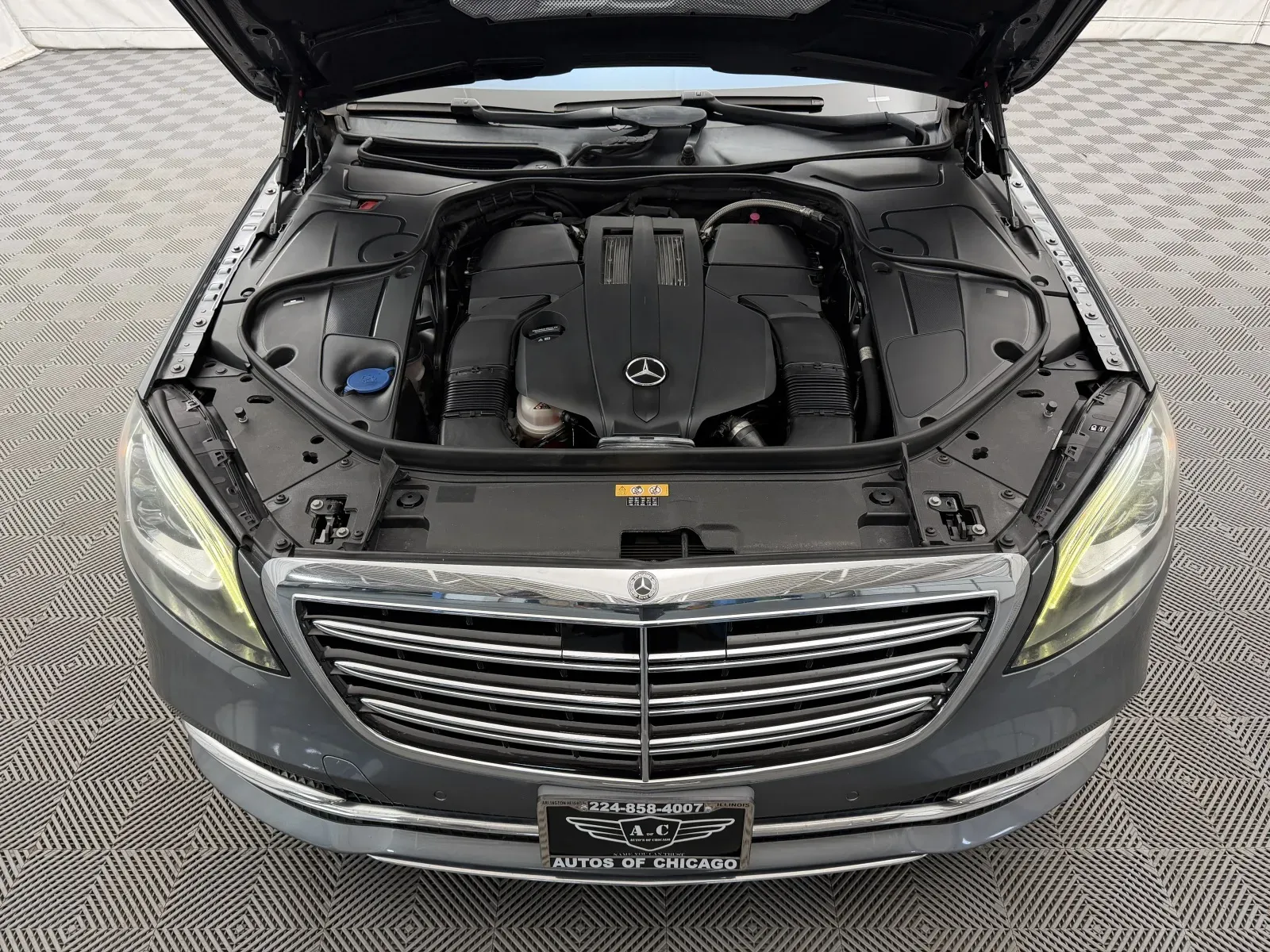 Mercedes-Benz S-Class photo 54
