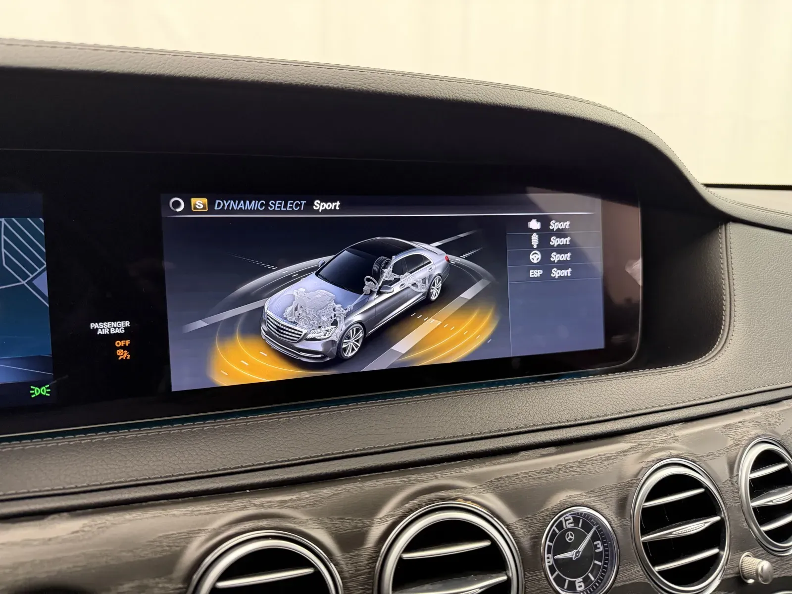 Mercedes-Benz S-Class photo 31